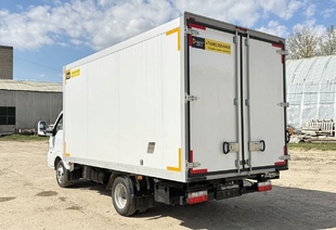 ИЗОТЕРМИЧЕСКИЙ ФУРГОН DONGFENG JUNFENG Q35 (МРМ 3,5т) 4,2м